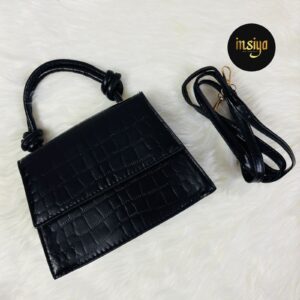 Cinnamon Handbag Black